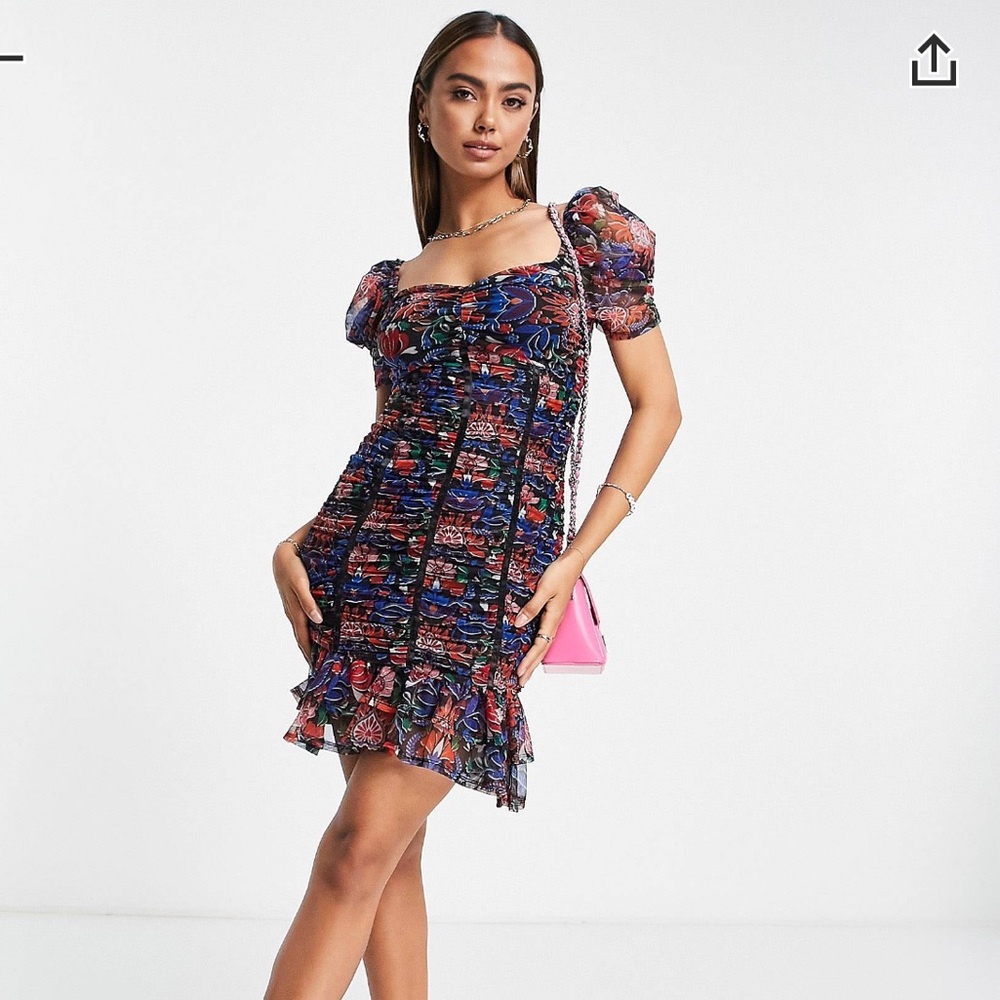 Urban revivo sweetheart mini dress in purple floral
